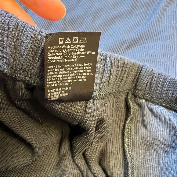 Barefoot Dreams Malibu Ultra Soft Rib Patch Pocket Pant Indigo Color Size S - Picture 8 of 11